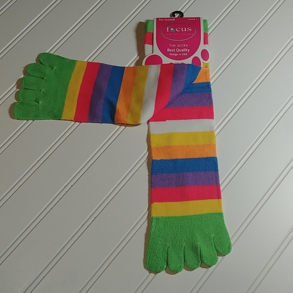 Focus Green Rainbow Striped Toe Socks - Picture 5 of 8